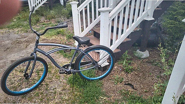 Lock Included Cruiser
